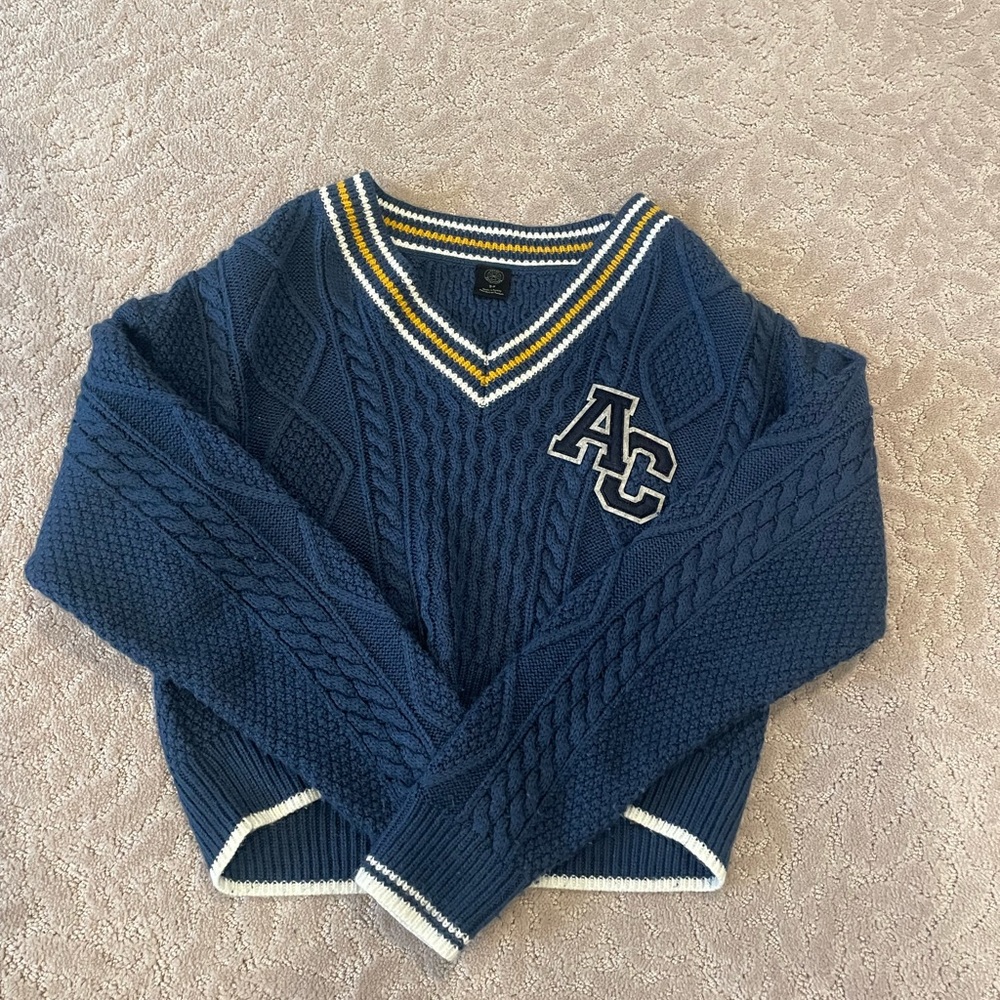 Urban Outfitters Sweater